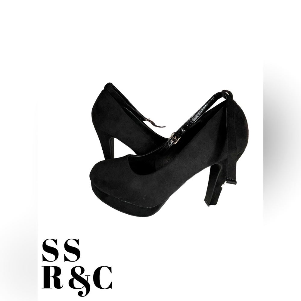 Women’s NIB Unbranded Baby Doll heels- 42 (10-10.5)